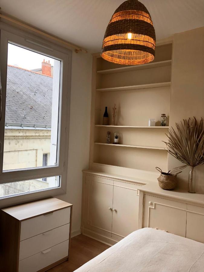 Le Tanin -Appartement Entier Avec Balcon Saumur Exterior photo